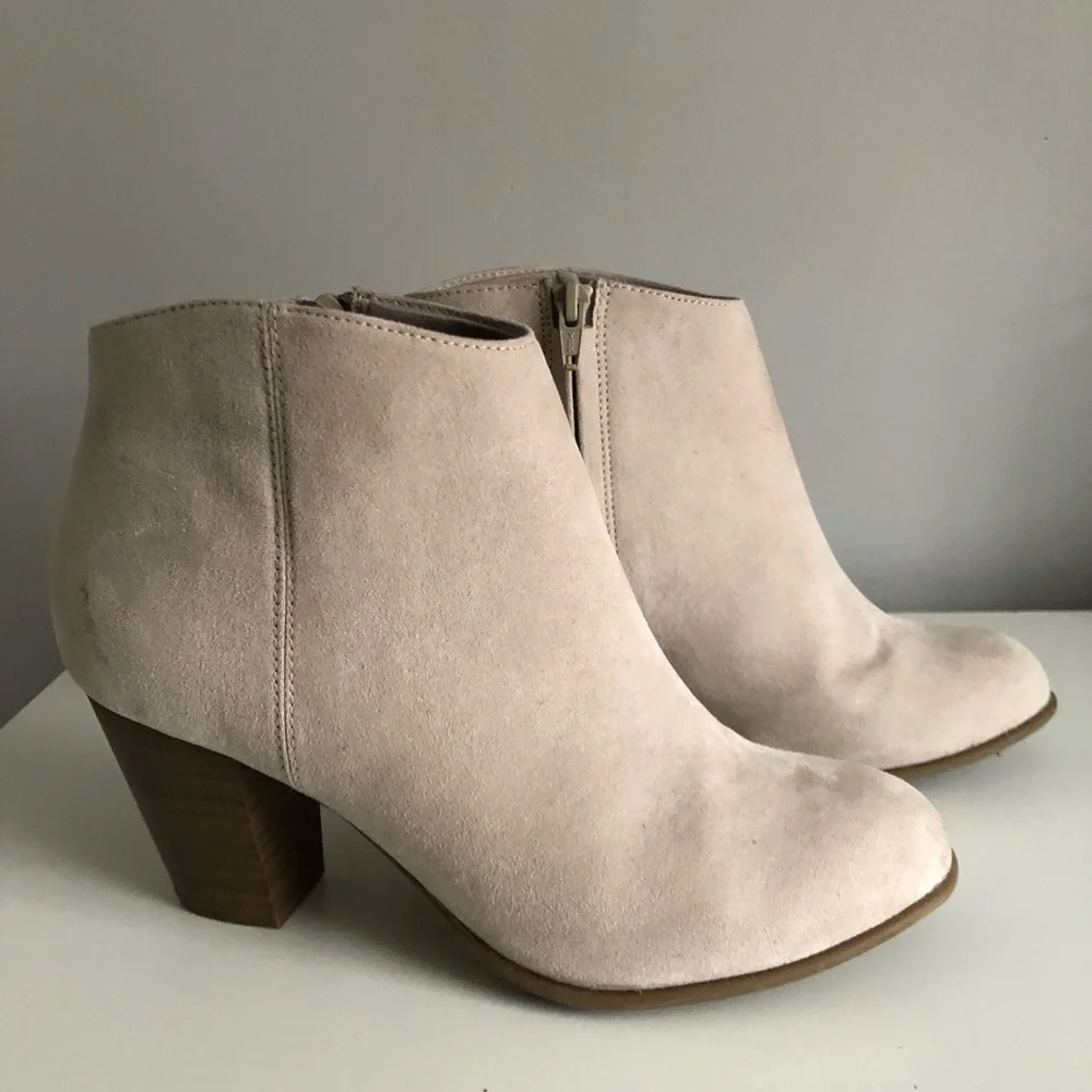 Light Gray Booties - Picture 1 of 5